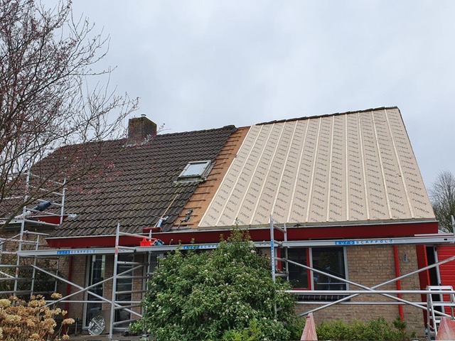 Complete dakrenovatie Dokkum — foto 15