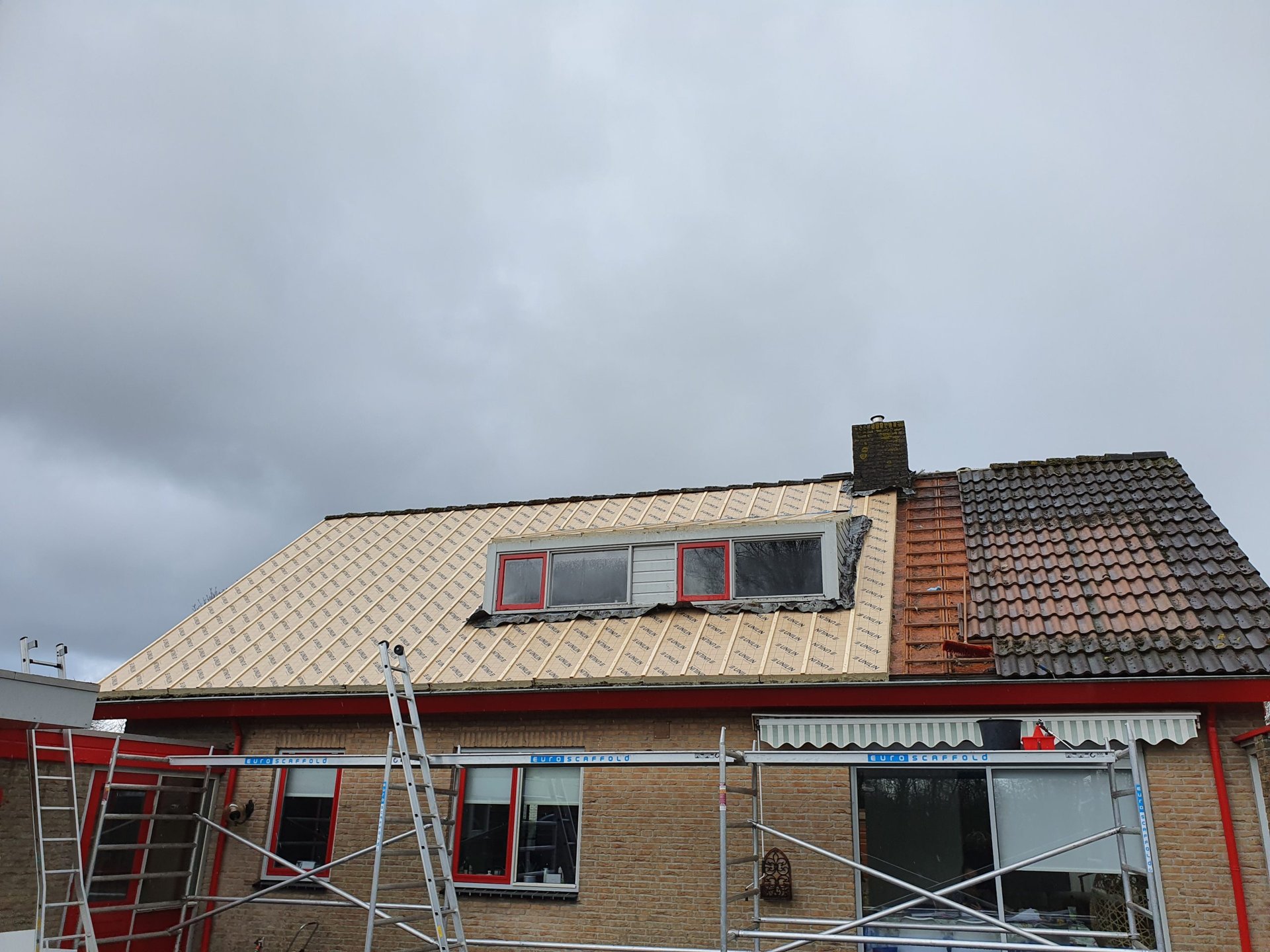 Dakrenovatie Cornwerd — foto 4