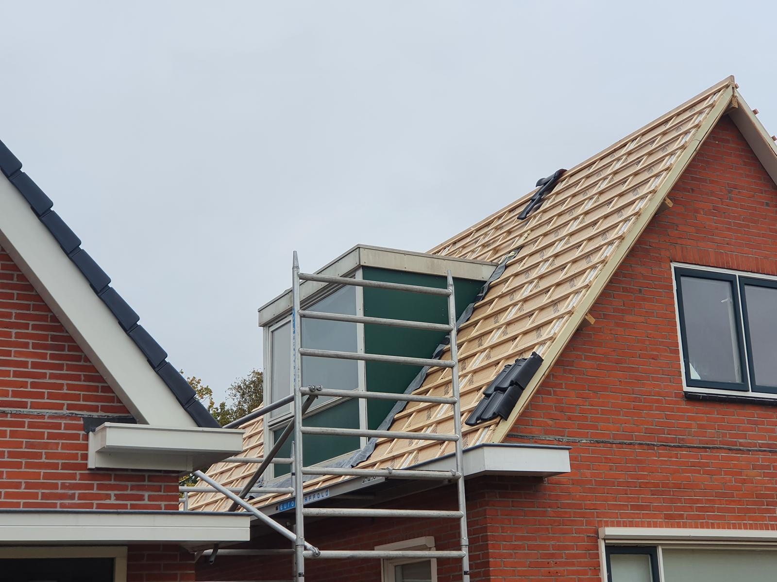 Dakrenovatie Drachten — isoleren, kunststof goten, boeidelen en dakkapellen — foto 6