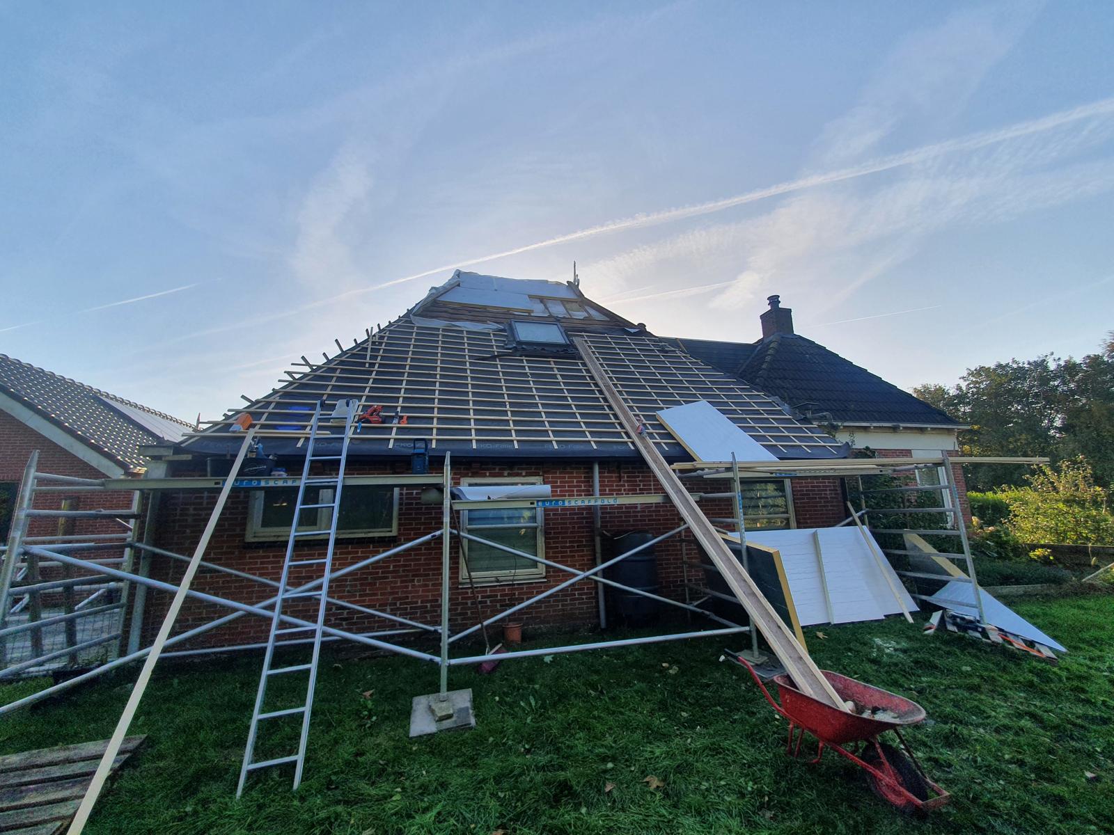 Dakrenovatie met isolatie Nij Beets — foto 4